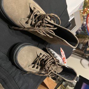 Van Boots